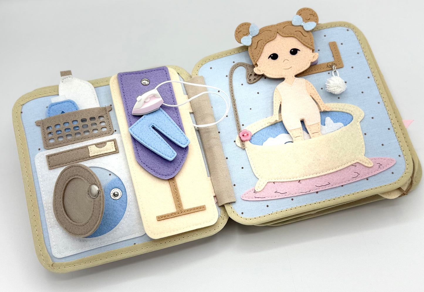 Quiet Book „Puppenhaus“