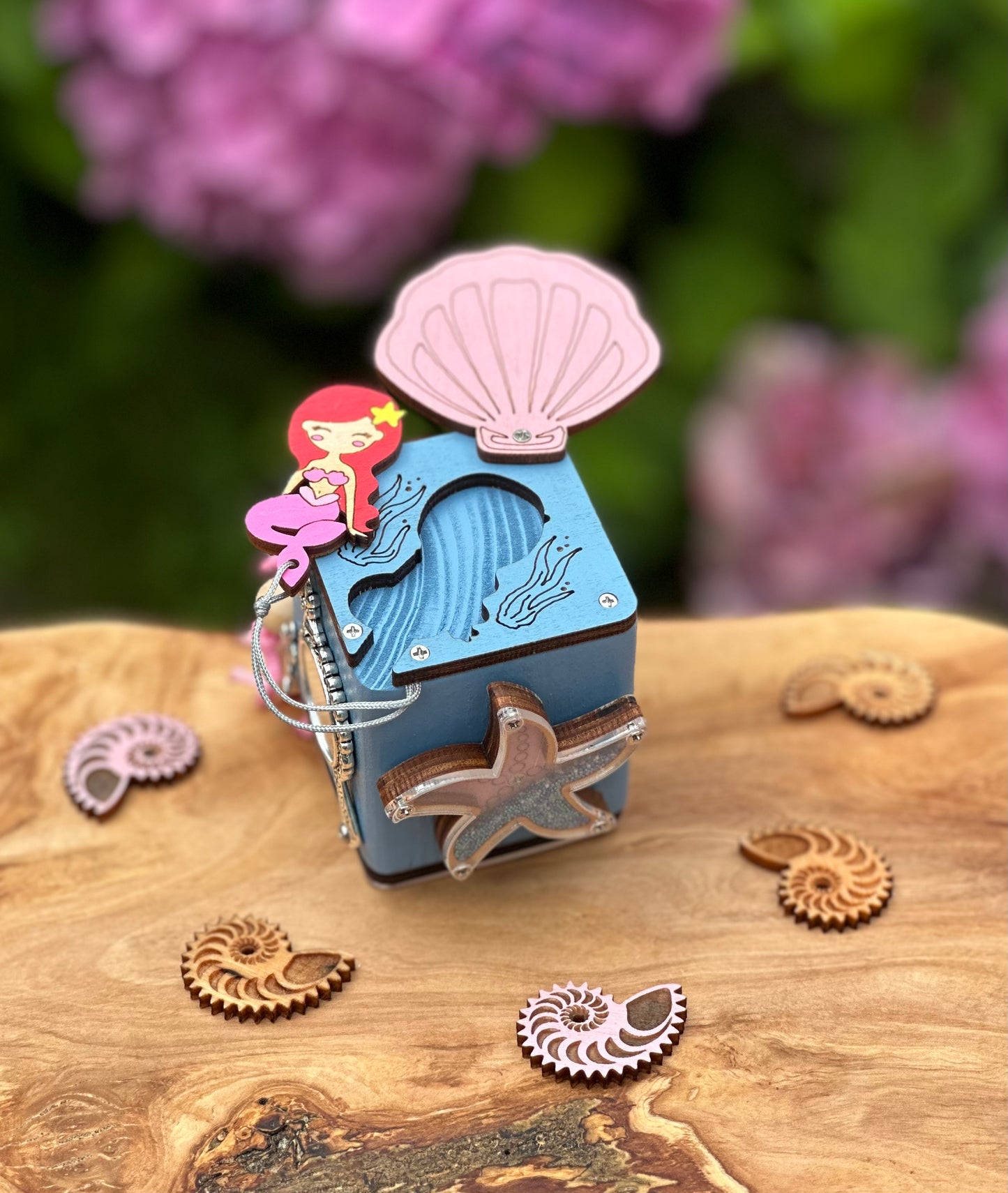 Busy Cube „Mermaid“