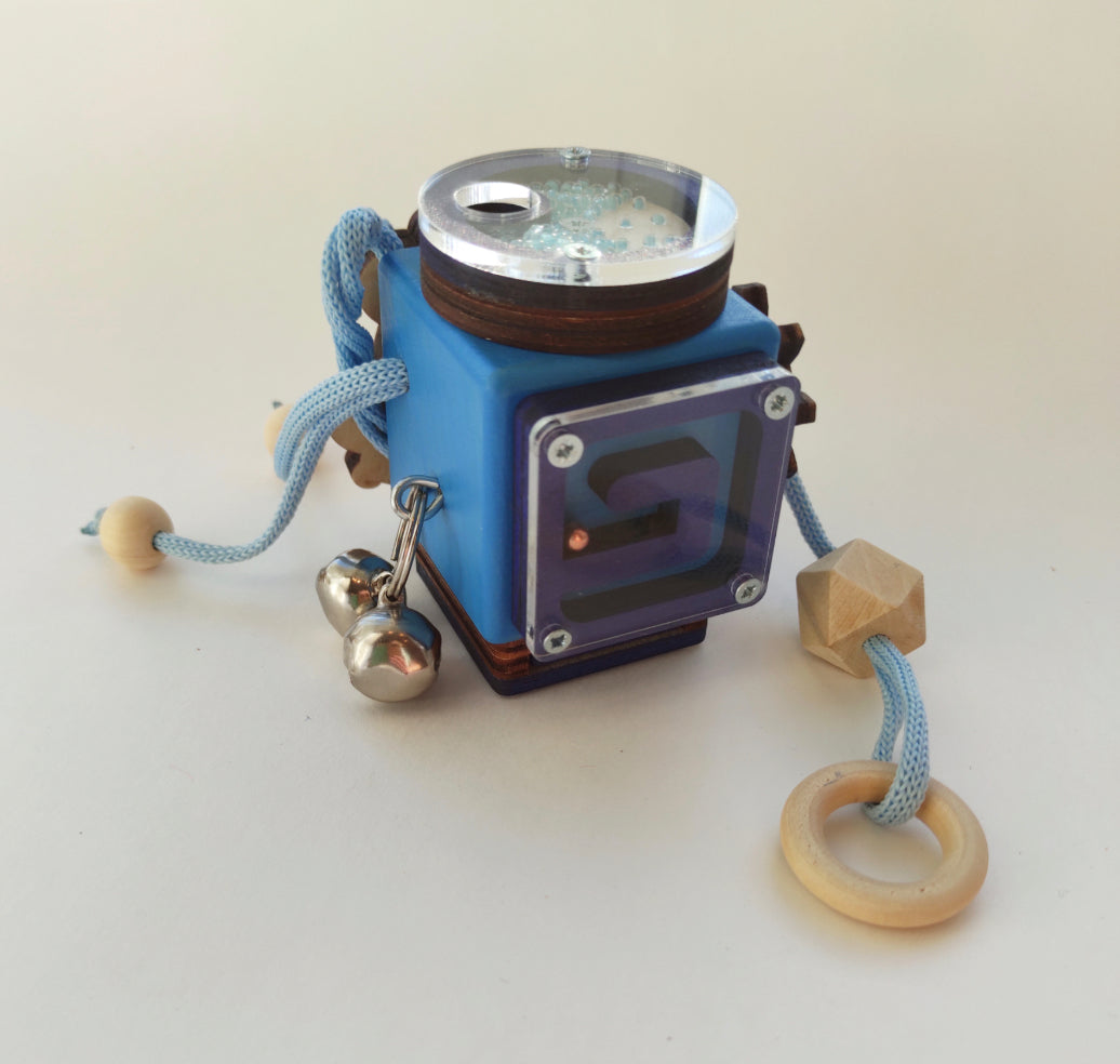 Busy Cube „Car“
