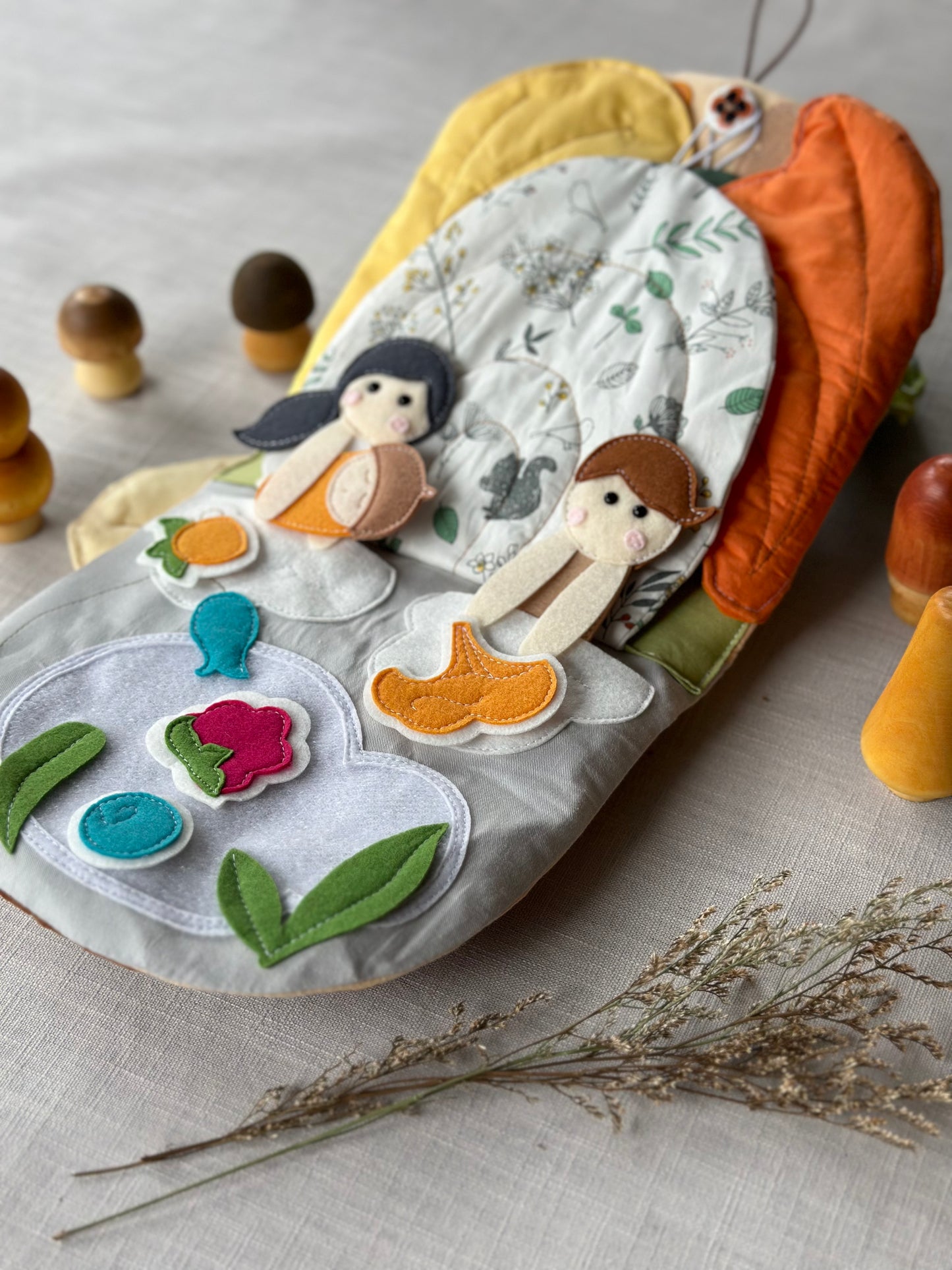 Quiet Book „Häuschen im Wald“