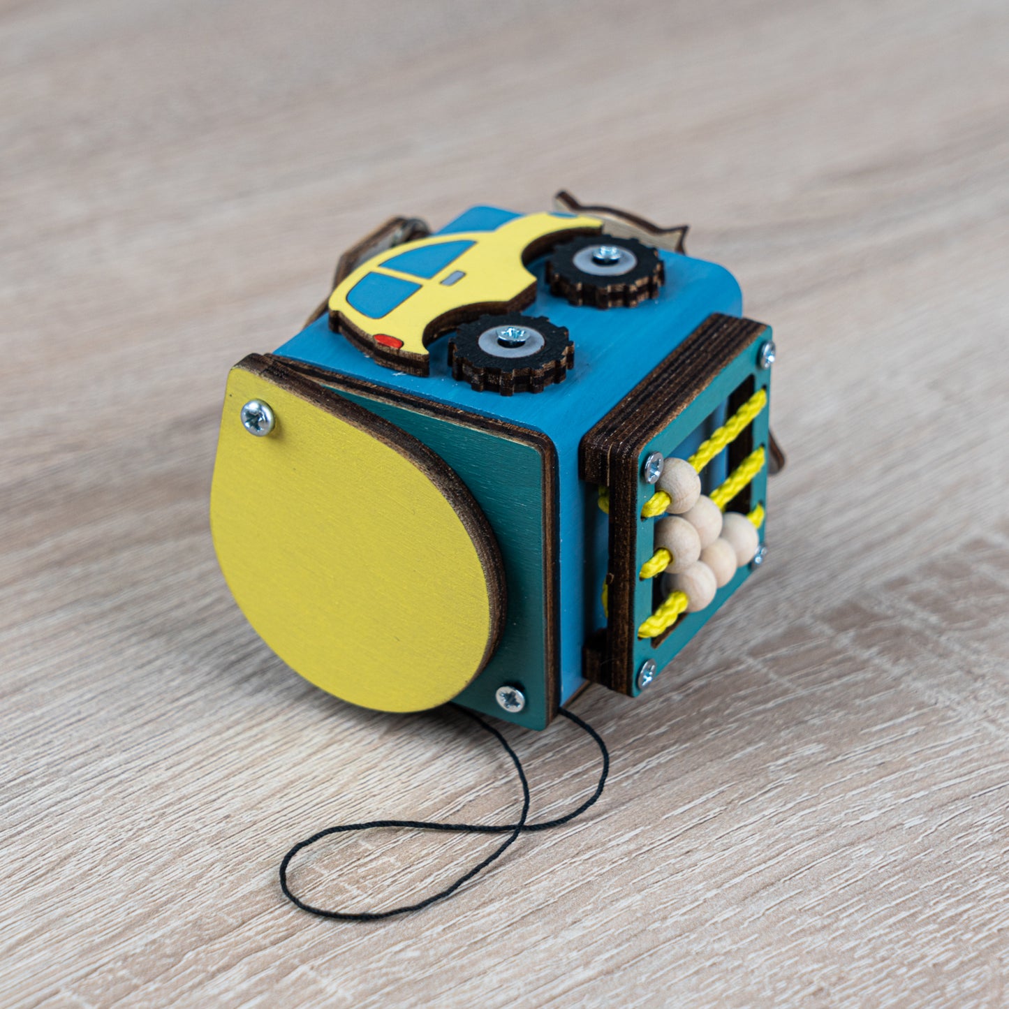 Busy Cube „Boy“