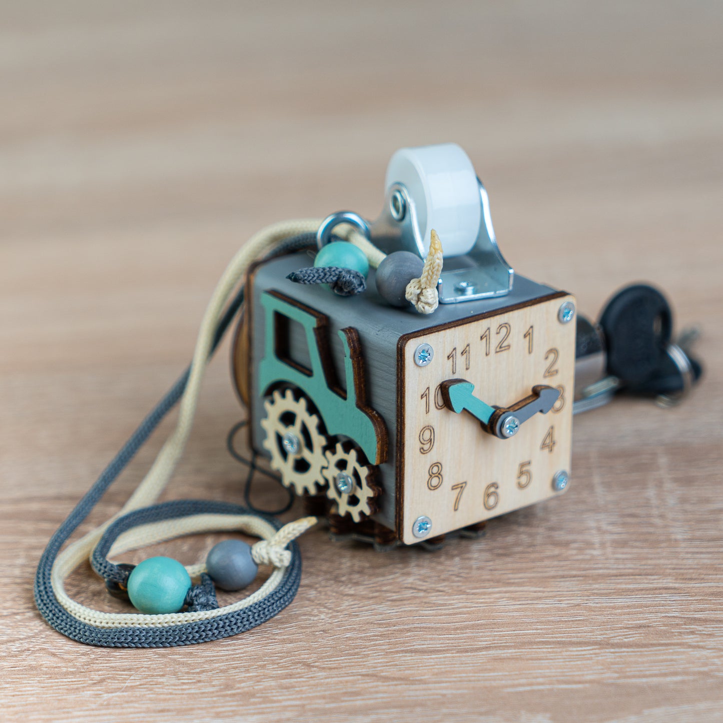 Busy Cube „Timeless“