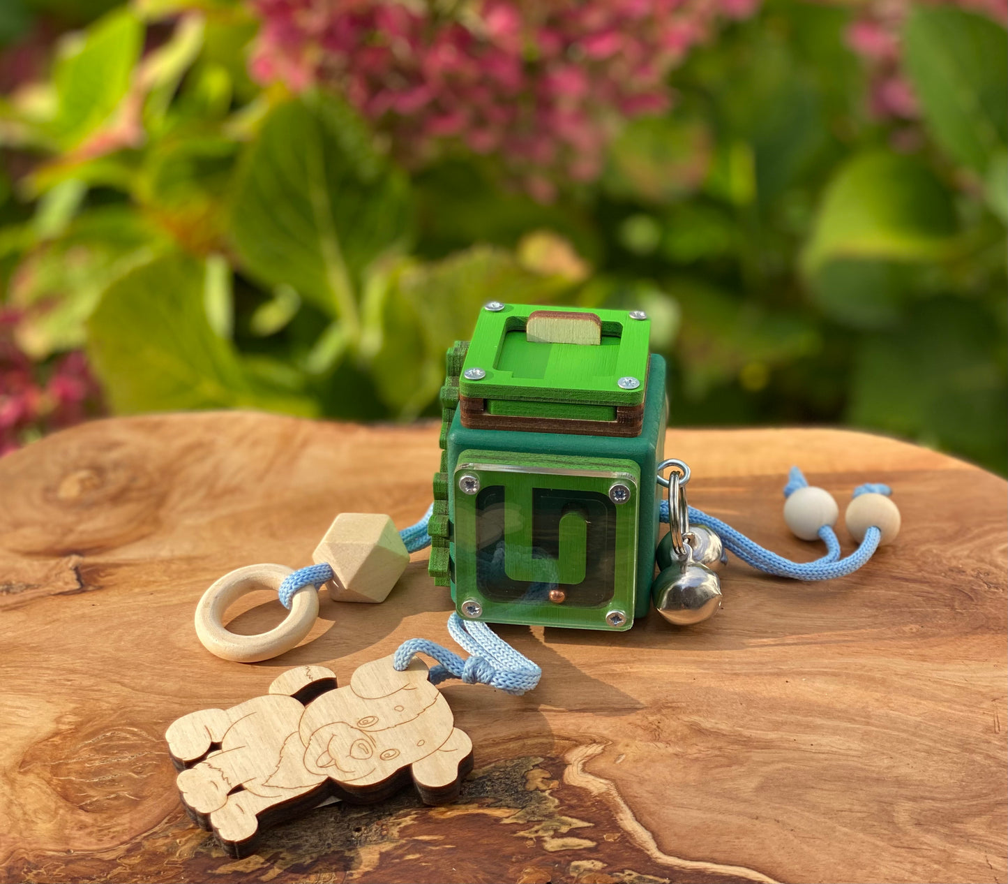 Busy Cube „Doggie“