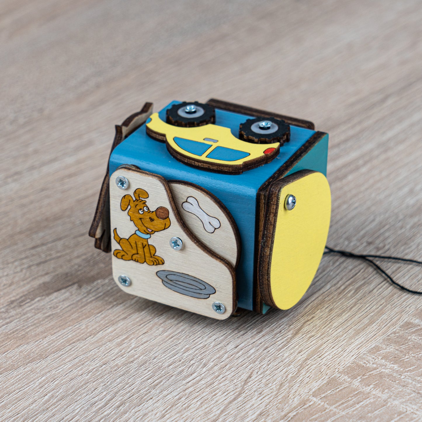 Busy Cube „Boy“