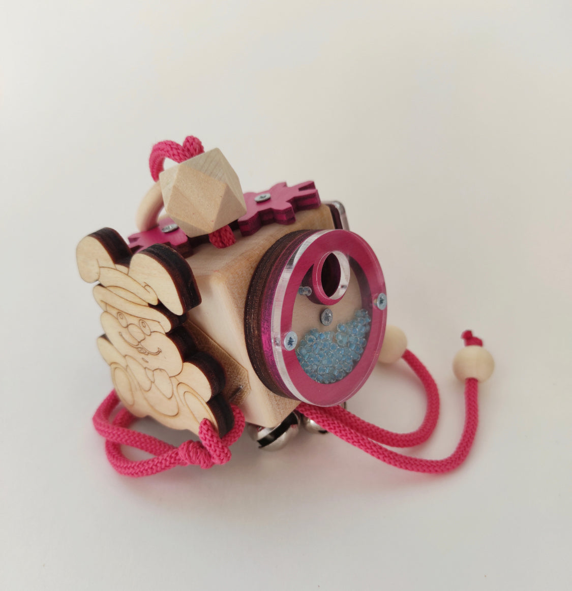 Busy Cube "Bunny"