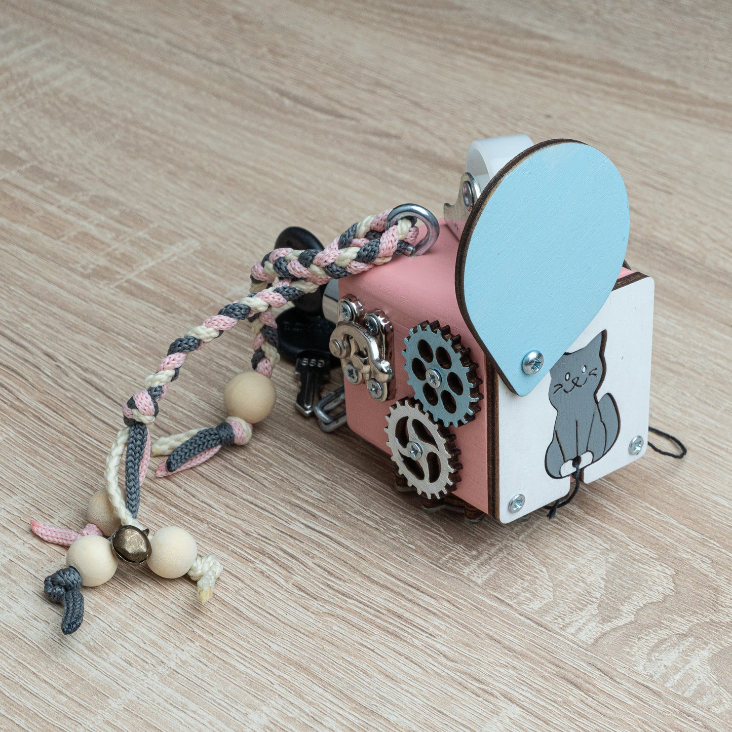 Busy Cube „Cat“