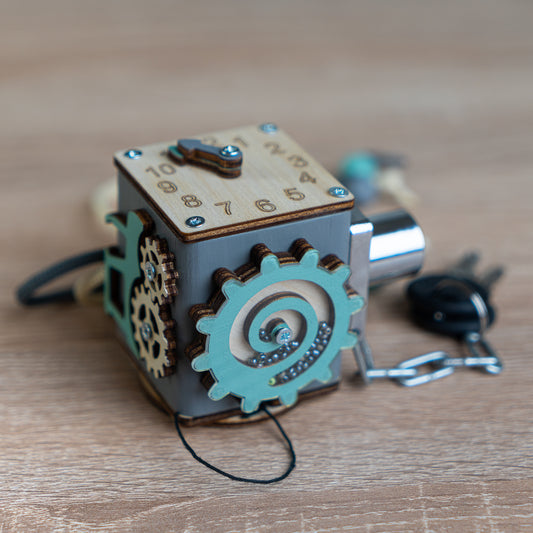 Busy Cube „Timeless“