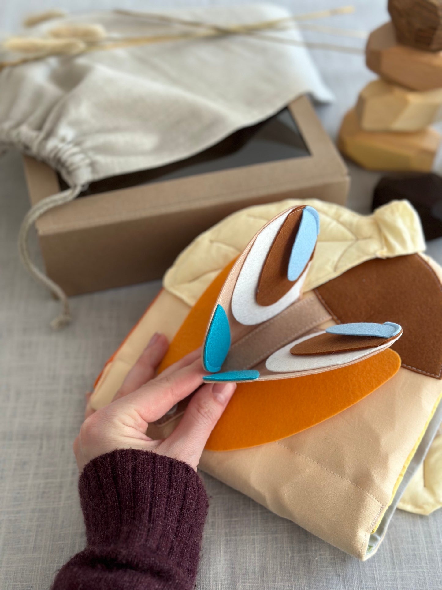 Quiet Book „Häuschen im Wald“