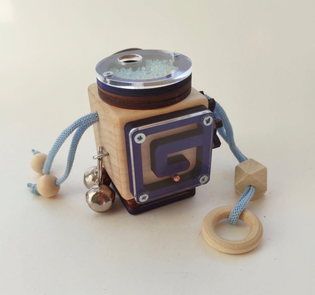 Busy Cube „Car“