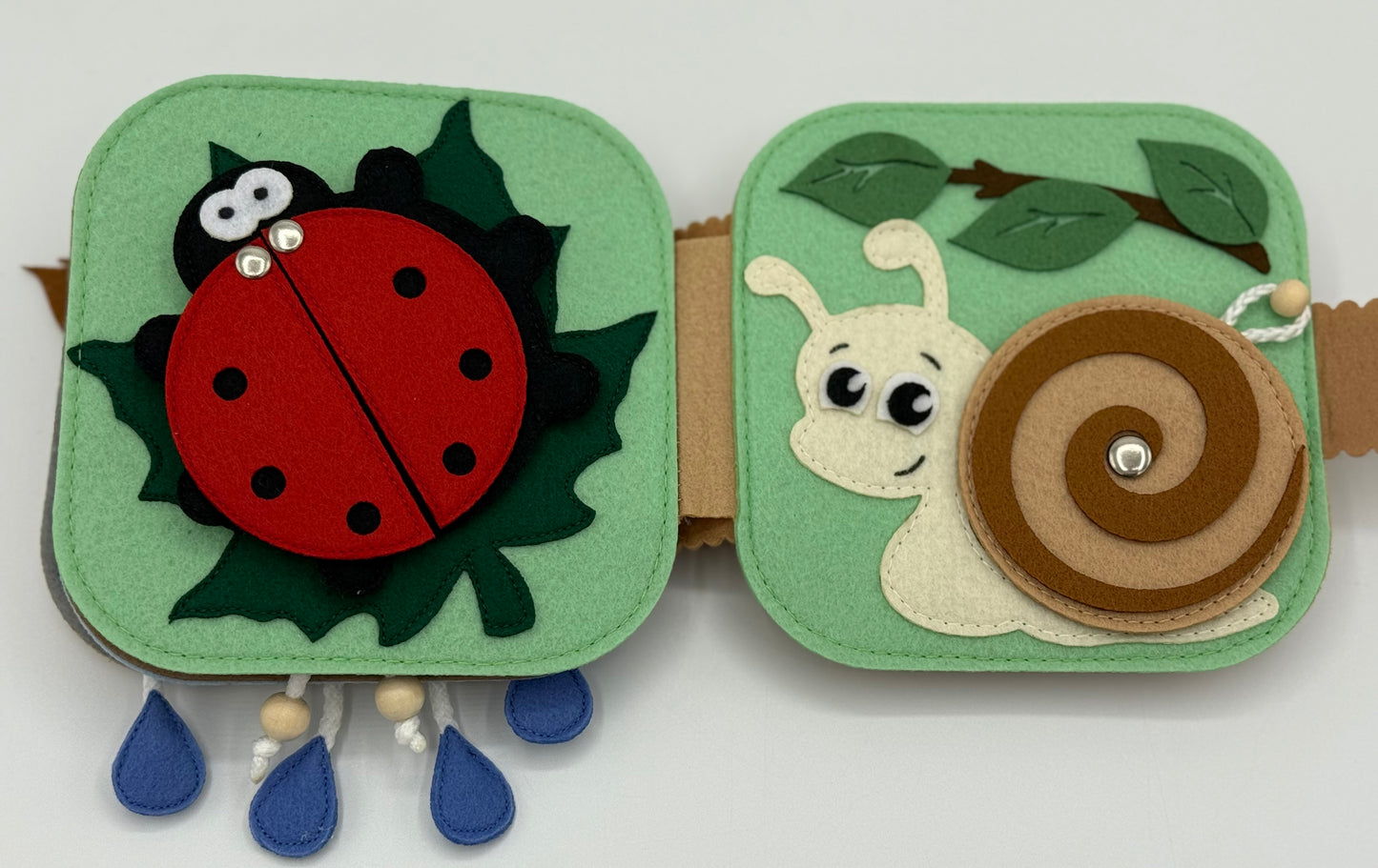 Quiet Book „Rehlein“