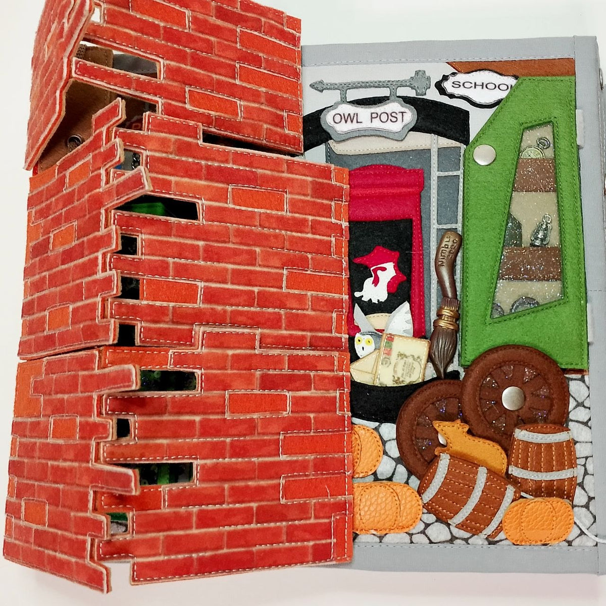 Quiet Book „Die magische Gasse“
